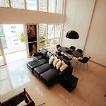 #1608# Duplex Luxuoso C/ Banheira, 2 Garagens - Setor Oeste